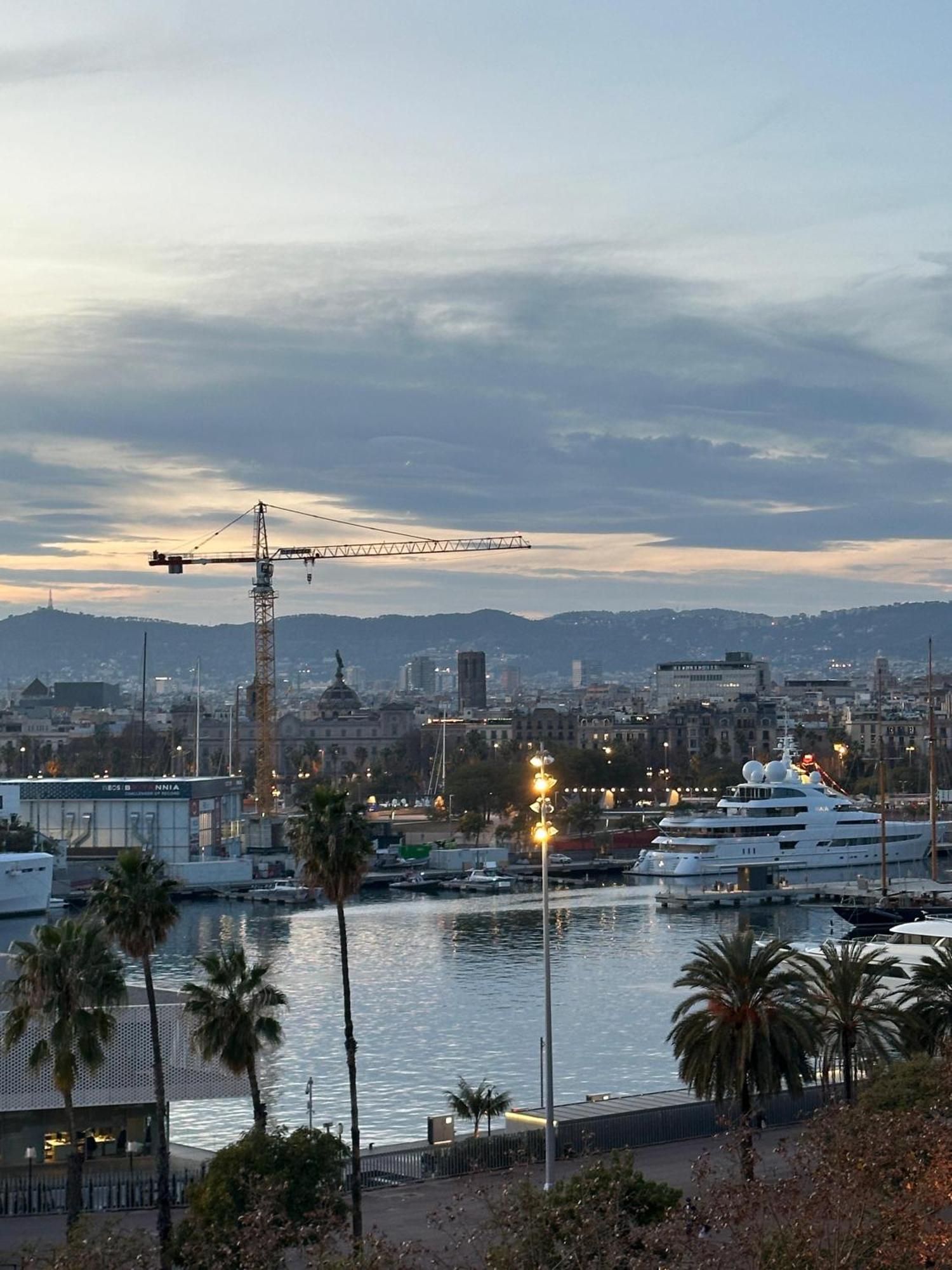 Sea View Apartments Barcelona Exterior foto